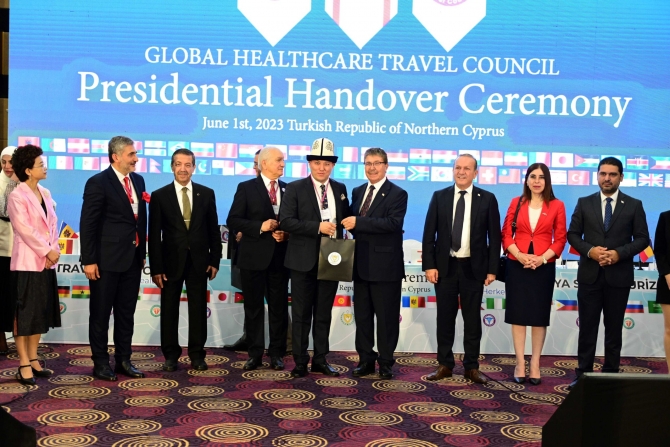 KKTC Dünya Sağlık Turizmi Konseyi Dönem Başkanlığı’nı devraldı…Savaşan: Başlıca hedefimiz Sağlık Turizmi’ni geliştirmek