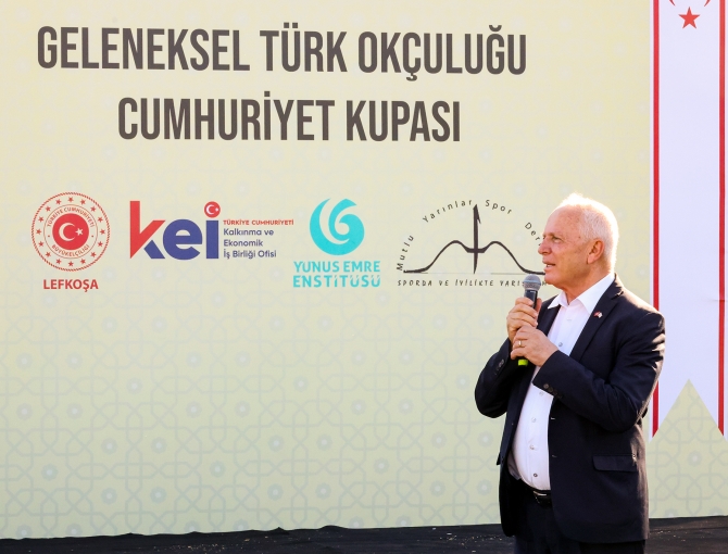 Meclis Başkanı Töre, Geleneksel Türk Okçuluğu Cumhuriyet Kupası ödül törenine katıldı