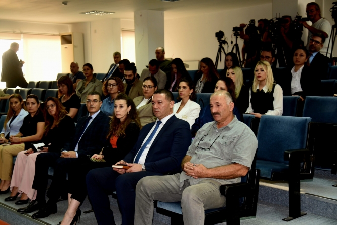 Dışişleri Bakanı Ertuğruloğlu, Pile’de yaşanan son gelişmelerle ilgili basın toplantısı düzenledi: ‘Rum tarafı bizim yol güzergâhımıza girerek parselleme faaliyetlerine başladı’