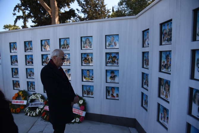 Asrın Felaketi’nin birinci yılı… Şampiyon Melekler kabirleri başında anıldı