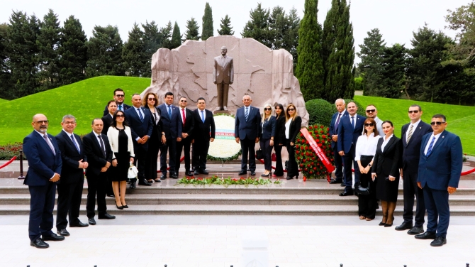 Çavuşoğlu, Azerbaycan’da temaslarda bulunuyor