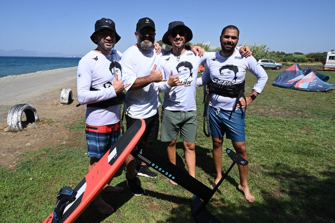 Arda Erkan anısına “Başka Ardalar Ölmesin” sloganıyla 10. Kite-Surf etkinliği yapıldı