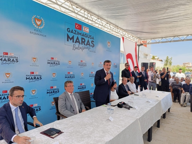 Yılmaz, Gazimağusa’da vatandaşlarla biraraya geldi