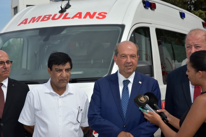 İş insanlarından Dr. Burhan Nalbantoğlu Devlet Hastanesi’ne 3 ambulans