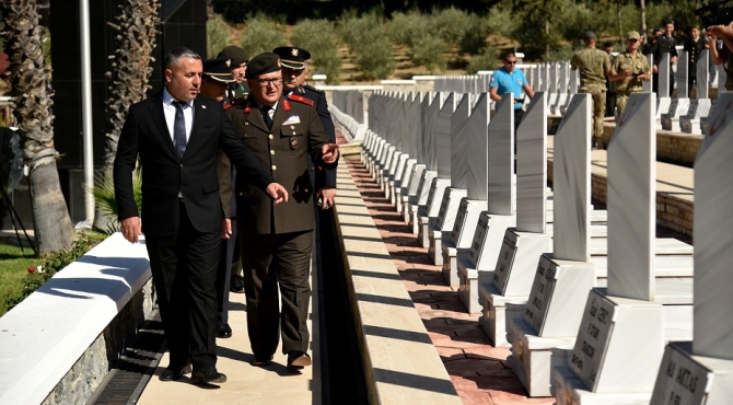 Gazileri Anma Günü dolayısıyla Boğaz Şehitliği’nde tören düzenlendi