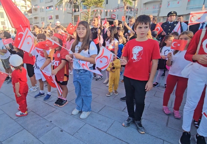 29 Ekim Girne’de törenlerle kutlandı