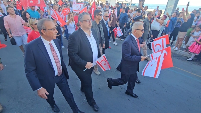 29 Ekim Girne’de törenlerle kutlandı