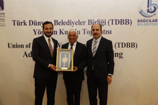 Belediyeler Birliği Başkanı Özçınar, TDBB Yönetim Kurulu toplantısına katıldı